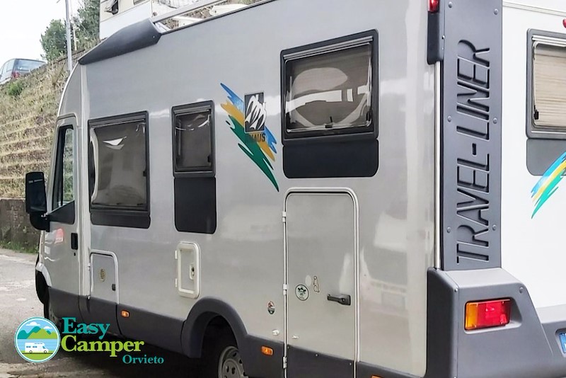 MOTORHOME KNAUS TRAVEL-LINER